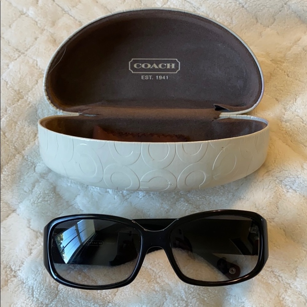 SALE💋 COACH Women’s Sunglasses with case